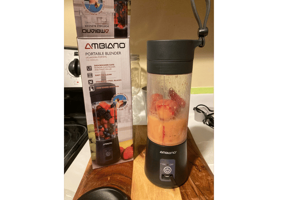 Shake Getting Ready in Ambiano Portable Blender