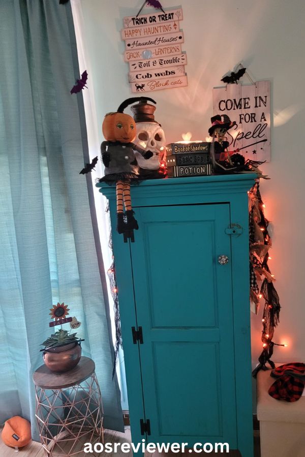 Mini Cupboard Halloween Decor