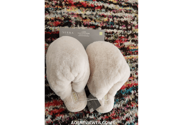 Serra Ladies Oversized Faux Fur Slippers Off White