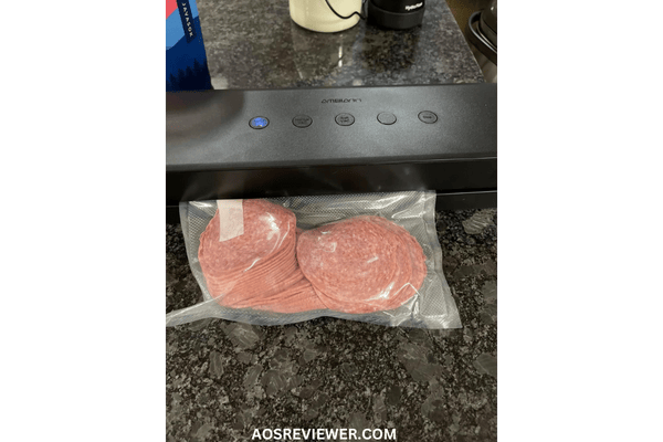 Ambiano Vacuum Food Sealer in Work