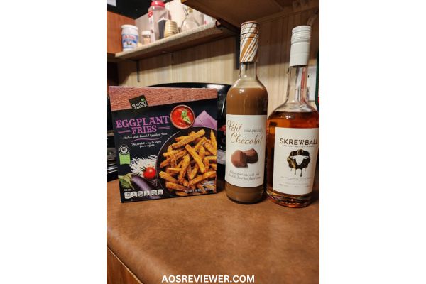 Mix this Petit Chocolat Wine & Whiskey